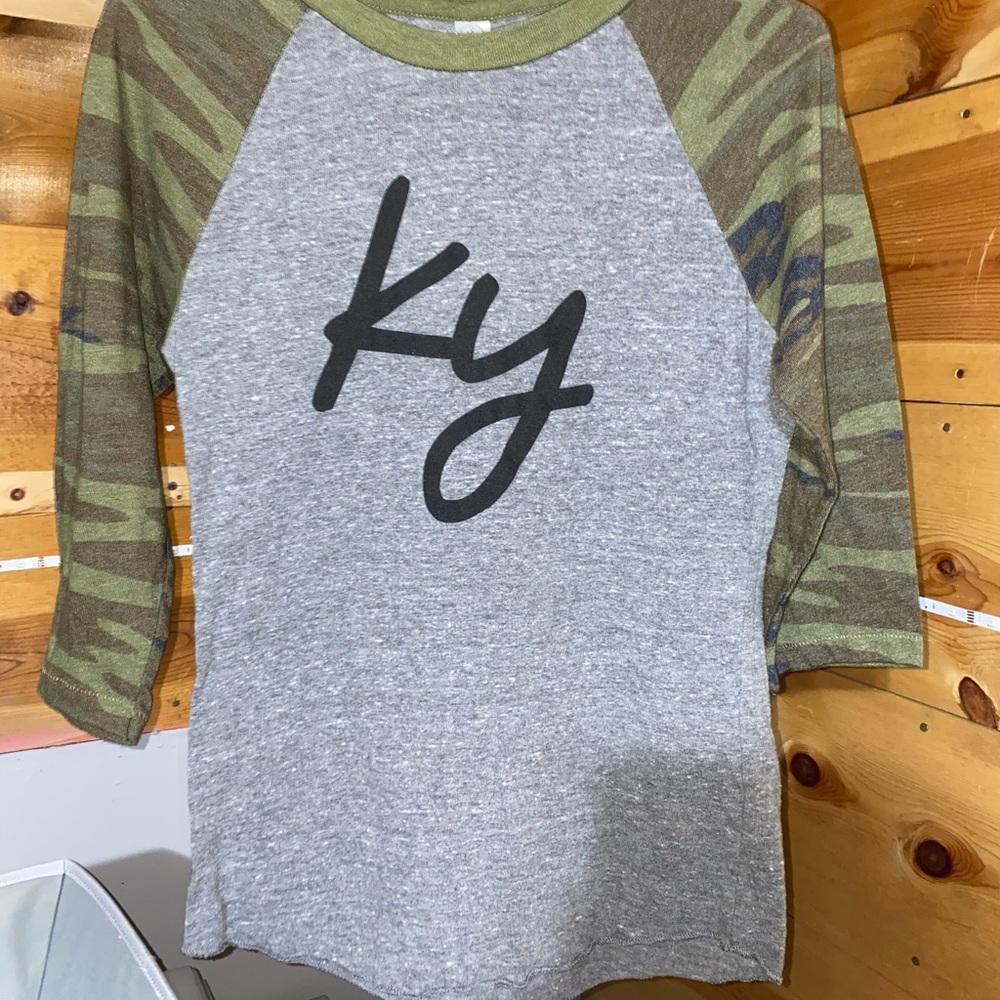 base-ball tee